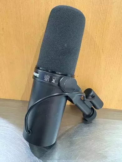 Shure - SM7B 2