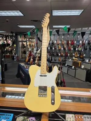 FENDER AM PERFORMER TELE MN VWT W/GB 2