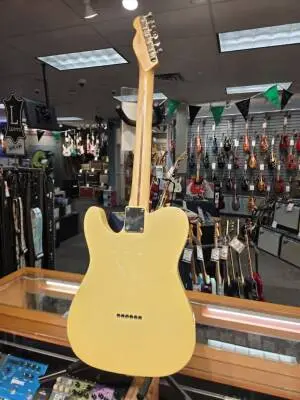 FENDER AM PERFORMER TELE MN VWT W/GB 2