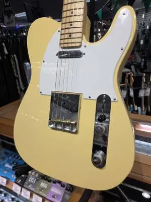 FENDER AM PERFORMER TELE MN VWT W/GB
