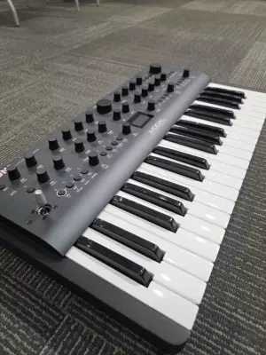 Modal Electronics - ARGON8 2