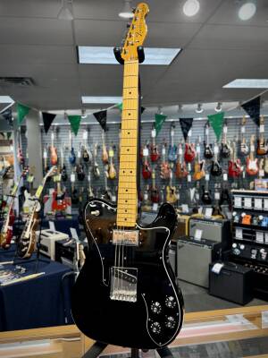 Fender American Vintage II 1977 Telecaster Custom, Maple