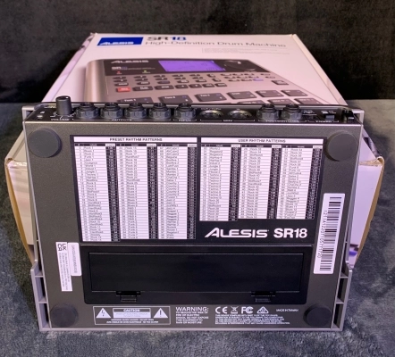 Alesis - SR-18 3