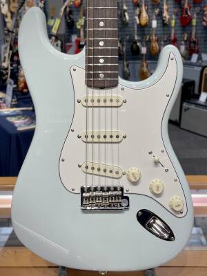Store Special Product - Fender - American Vintage II 1965 Stratocaster, Round-Lam Rosewood Fingerboard - Sonic Blue