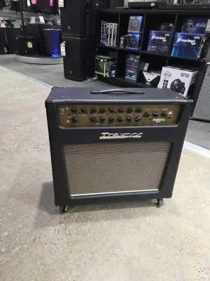 Store Special Product - Traynor - YCS50