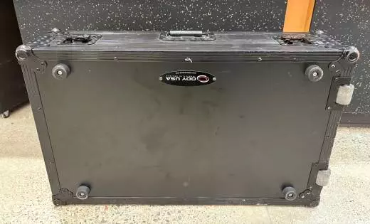 Odyssey - FZGSREV7WBLK 2