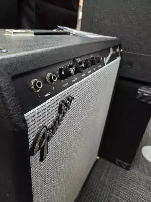 FENDER BASSMAN 60W SILVERFACE 2