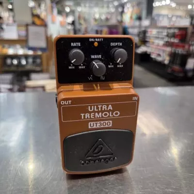 Behringer - UT300
