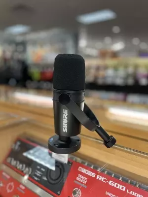 Shure - MV7X