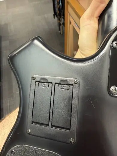 Ernie Ball Music Man - 162-66-64-P2 2