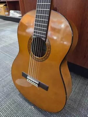 Yamaha 3/4 SIZE CLASSIC GUITAR 2