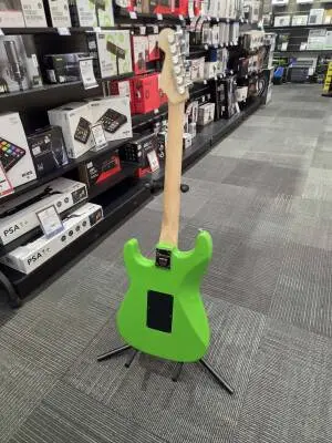 CHARVEL PM SC3 HSH FR SLIME GREEN 2