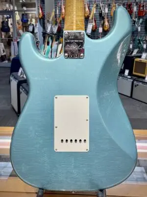 Fender Custom Shop - Limited Edition Roasted Pine Stratocaster DLX Closet Classic, 1-Piece Roasted AAA Flame Maple Neck and Fingerboard - Aged Teal Green Metallic 2