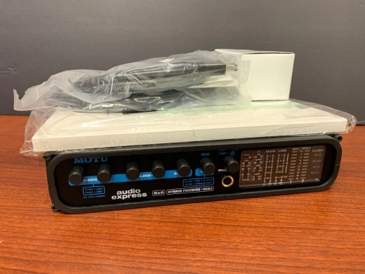 MOTU - AUDIO EXPRESS 2