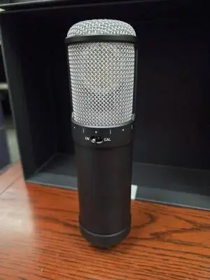 Universal Audio - MIC-UALX 2