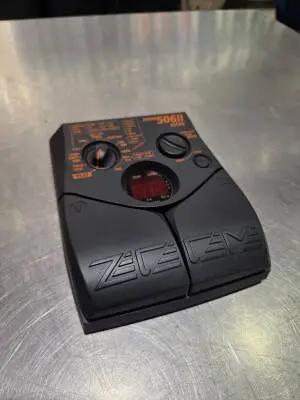 ZOOM 506-II BASS FX W AD0006D