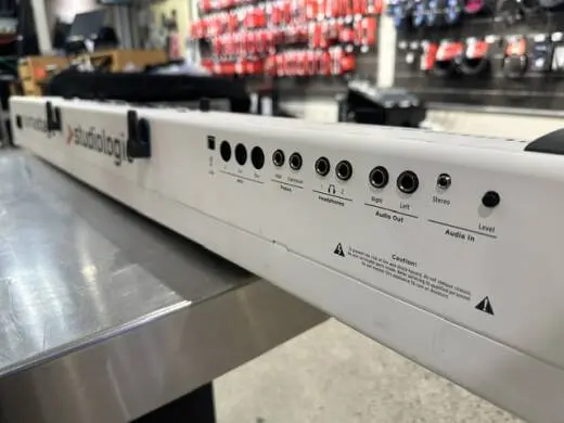 STUDIO LOGIC - NUMA STAGE 2