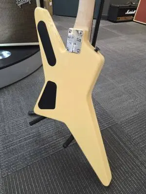 EVH STAR T.O.M LTD VINTAGE WHITE 2