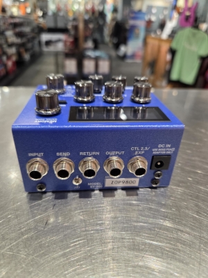 ギター BOSS synthesizer SY-200 Amazon.com: Boss SY-200 Guitar Synthesizer Pedal : Musical