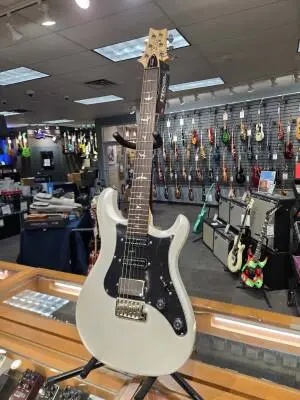 PRS SE STUDIO STANDARD RW PEARL WHITE W/GB 2