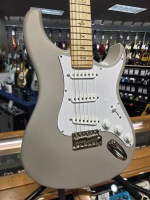PRS SILVER SKY MAPLE MOC SAND SATIN