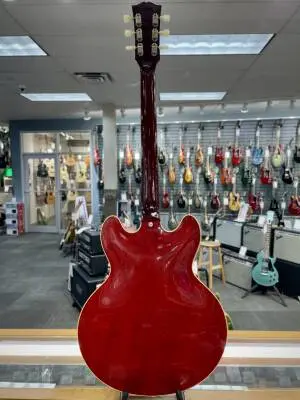 Gibson Custom Shop - Murphy Lab '64 ES-335 Ultra Lite Aged - Sixties Cherry 2