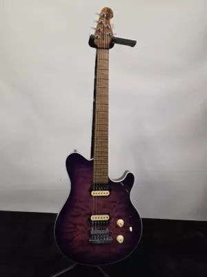 Ernie Ball Music Man - 320-WBQ-R1-00 2