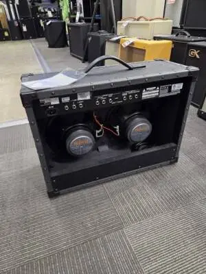 Roland - JC-40 2