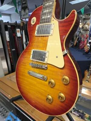 Gibson Custom Shop Murphy Lab 1959 Ultra Lite Factory Burst 2
