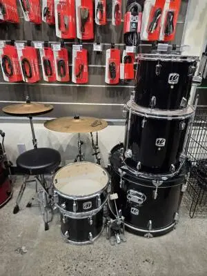 WESTBURY 5PC W CYMBALS HARDWARE