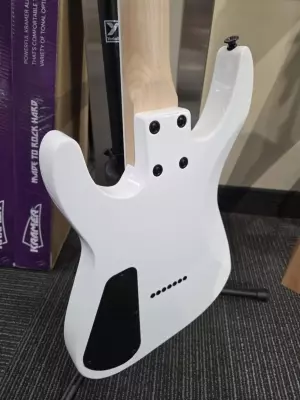 Jackson Guitars - JS32 7 DKA HT WHITE 4