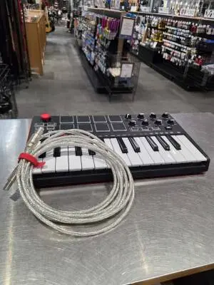 Akai - MPK MINI II 2