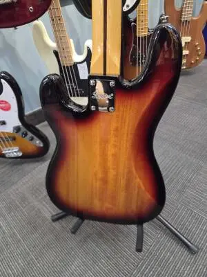 Squier CV 60S P-BASS LRL 3TSB 2