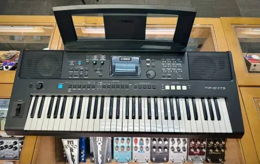 Yamaha - PSRE473 2