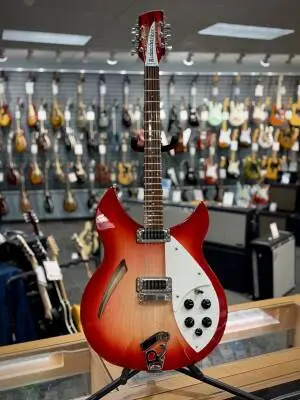 Rickenbacker - 330/12 FG