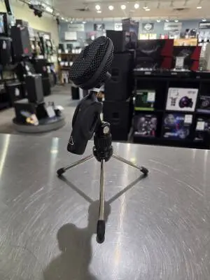 Behringer BV4038 Vintage Waffle USB 2
