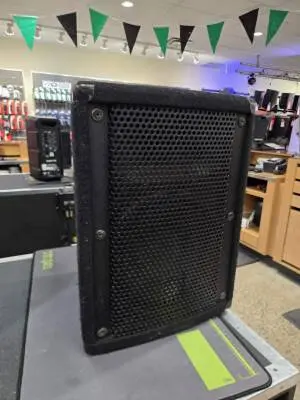 Yorkville Sound - E10P