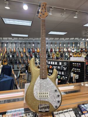 Store Special Product - Ernie Ball Music Man - StingRay5 Special 5 H 5-String Electric Bass with Case - Genius Gold