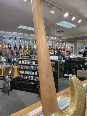 Store Special Product - Ernie Ball Music Man - StingRay5 Special 5 H 5-String Electric Bass with Case - Genius Gold