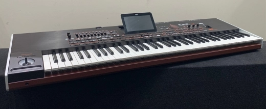 Korg PA4X-76 Arranger/Workstation