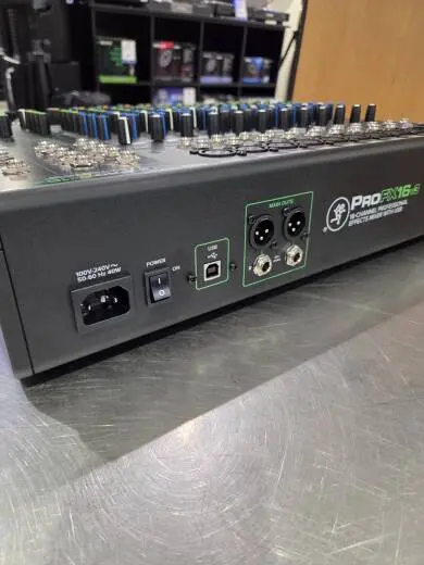 ProFX16v3 16-Channel 4 Bus Professional Effects Mixer with USB 2