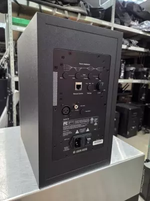 ADAM Audio - AD-A7V 3