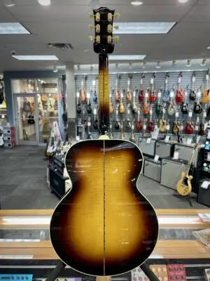 Gibson - SJ-200 Original - Vintage Sunburst 2