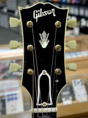 Gibson - SJ-200 Original - Vintage Sunburst 2