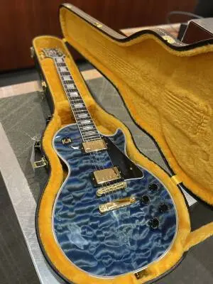Gibson Custom Shop - Les Paul Custom AAA Quilt Top Electric Guitar with Hardshell Case - Indigo Blue 2