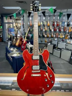 Gibson Custom Shop - Murphy Lab '61 ES-335 Ultra Lite Aged - Sixties Cherry 2