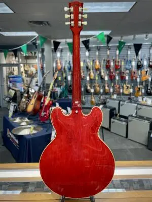 Gibson Custom Shop - Murphy Lab '61 ES-335 Ultra Lite Aged - Sixties Cherry 2
