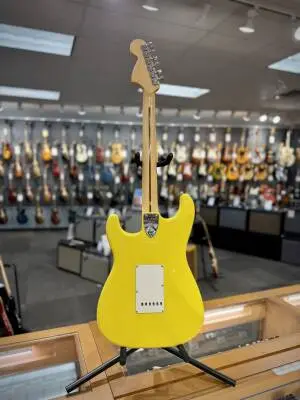 Store Special Product - Fender -LTD INT COLOR STRAT MONACO YELLOW