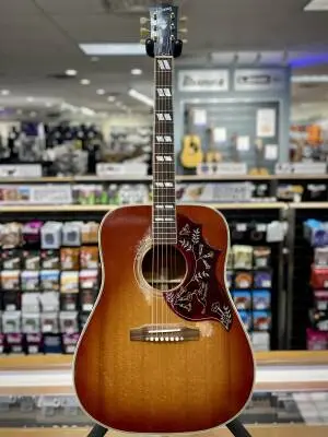 Gibson Custom Shop - 1960 Hummingbird Heavy Aged Acoustic Guitar with Hardshell Case - Washed Cherry Sunburst 2