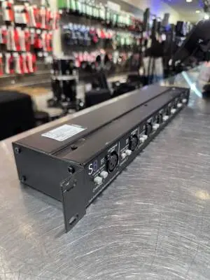 ART Pro Audio - ARTS8 2